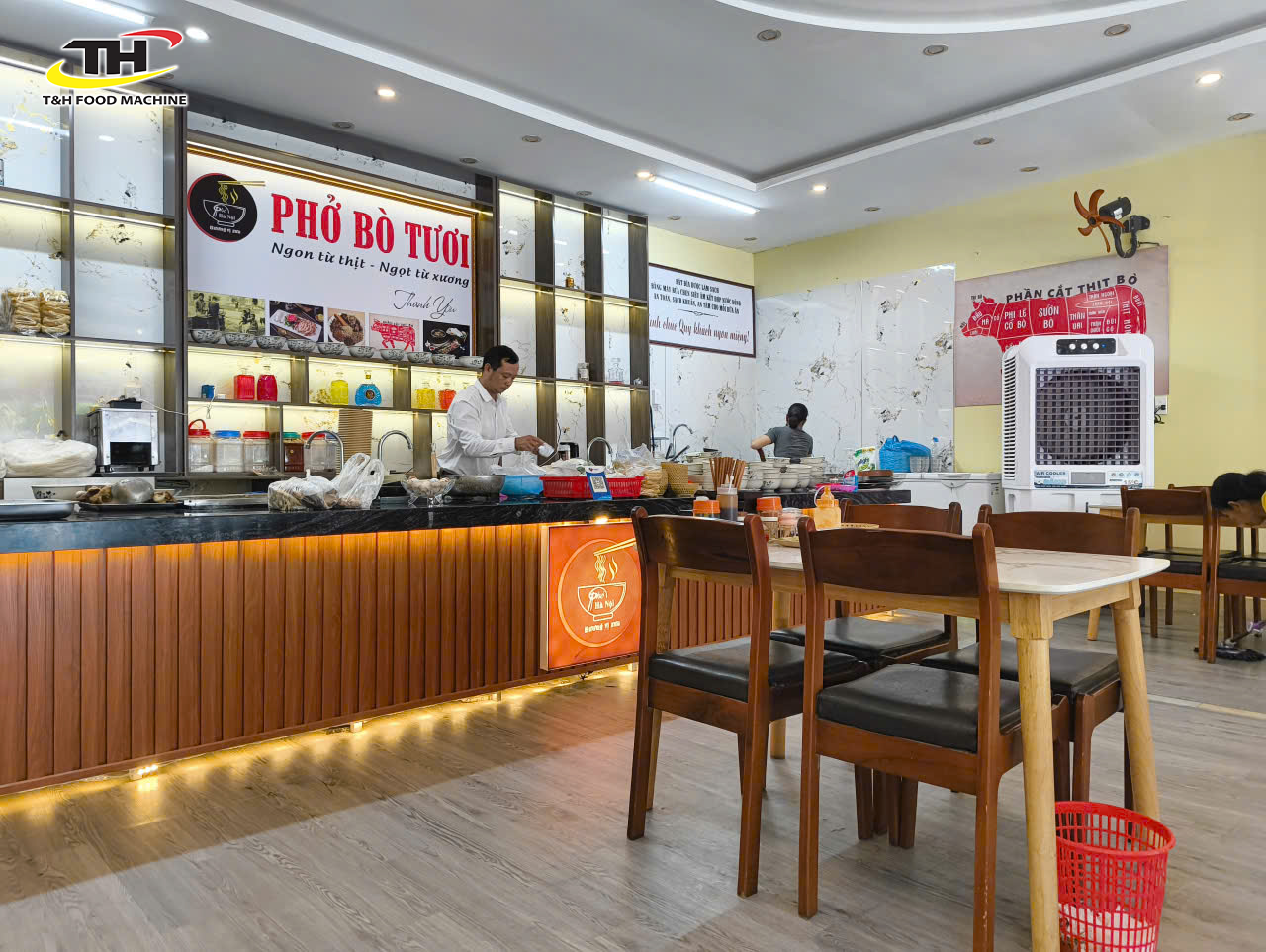 Máy Thực Phẩm T&H Bàn Giao Máy Thái Thịt ES300: Giải Pháp Đột Phá Cho Quán Phở Bò Tươi Đà Nẵng