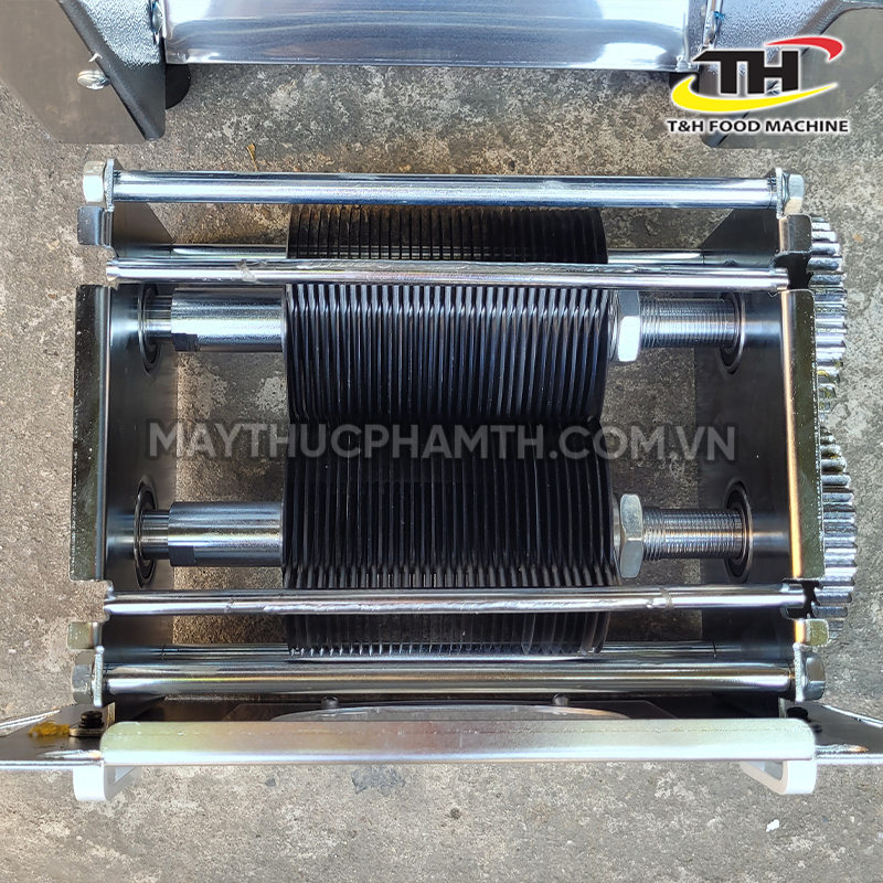 Máy thái thịt DQ90