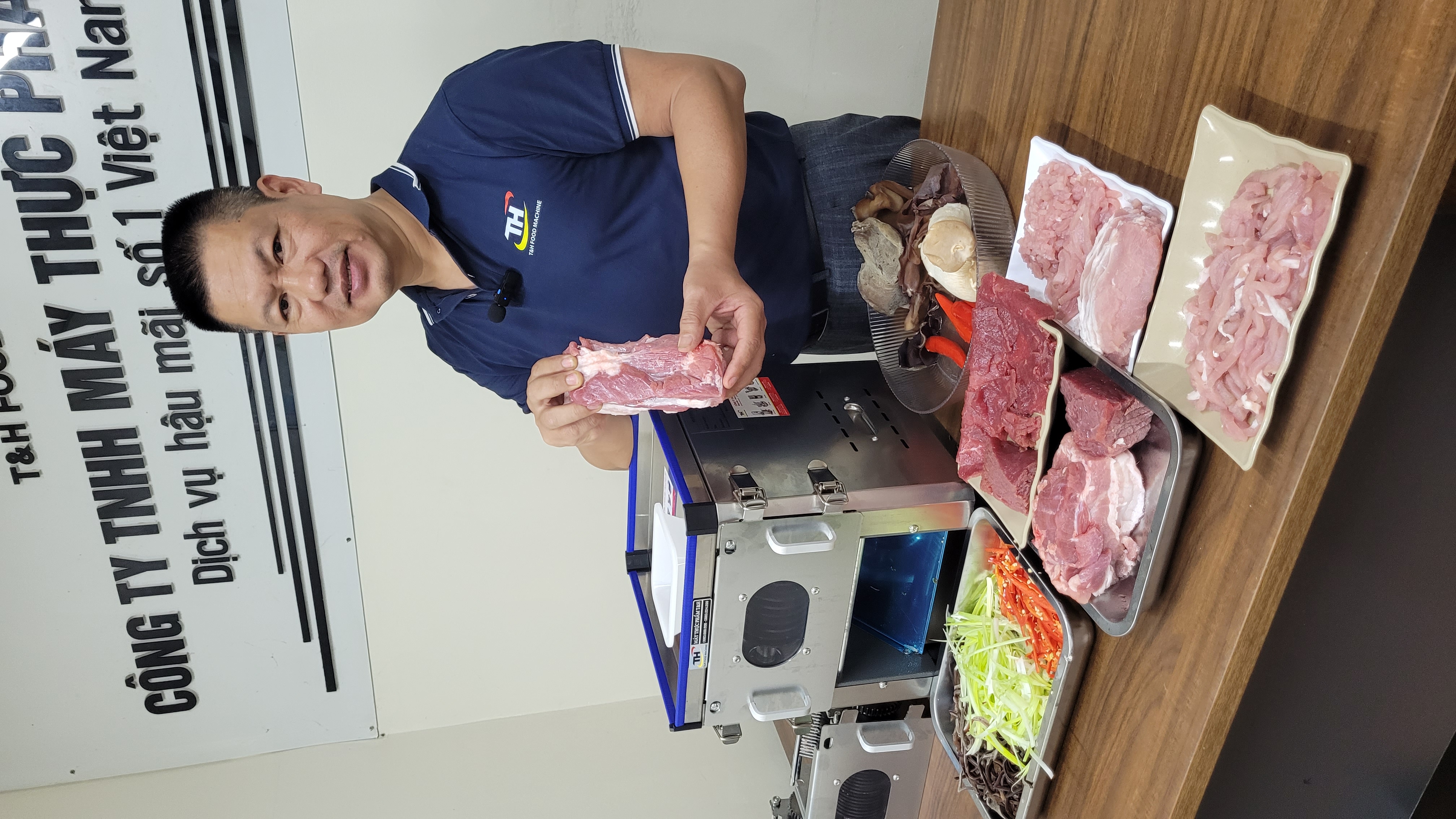 M&aacute;y th&aacute;i thịt DQ90